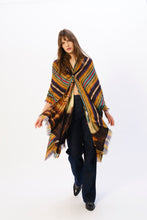 Charger l'image dans la visionneuse de la galerie, Kimono Bourgeons En Soie Et Laine