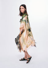 Charger l'image dans la visionneuse de la galerie, Kimono en soie et modal - Abstract