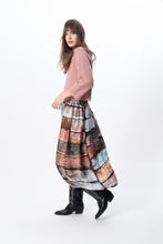 Load image into Gallery viewer, Piedra Skirt