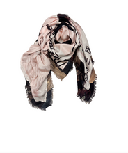 Load image into Gallery viewer, Fifty Silk & Wool Carrés