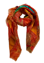 Load image into Gallery viewer, Elvis Silk &amp; Wool Carrés
