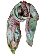 Load image into Gallery viewer, Patch Silk &amp; Wool Carrés
