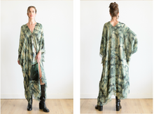 Load image into Gallery viewer, Bolts Silk &amp; Wool Kimono
