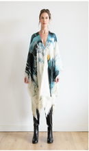 Load image into Gallery viewer, Abbs Silk &amp; Cashmere Kimono
