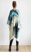 Load image into Gallery viewer, Abbs Silk &amp; Cashmere Kimono
