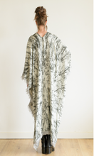 Load image into Gallery viewer, Snowy Silk &amp; Cashmere Floor Length Kimono
